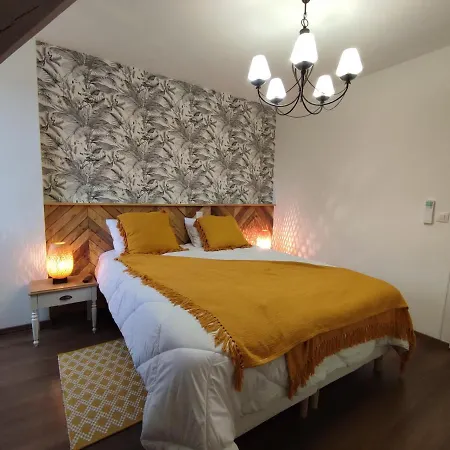 Aux Couleurs d'Esteil Sainte-Nathalène Extérieur photo