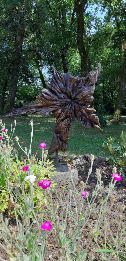 Aux Couleurs D'esteil Bed & Breakfast